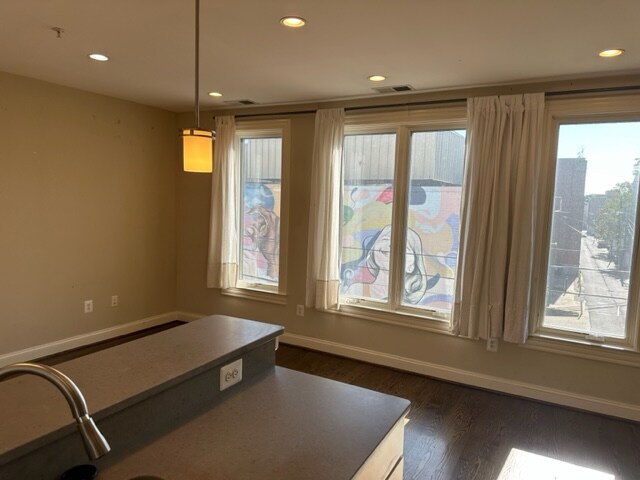Foto del edificio - 2714 Ontario Rd NW