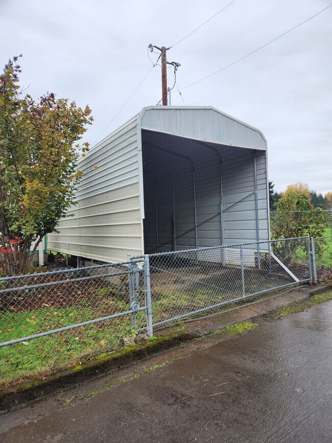 Photo - Charming home with RV parking, shop/laundr...