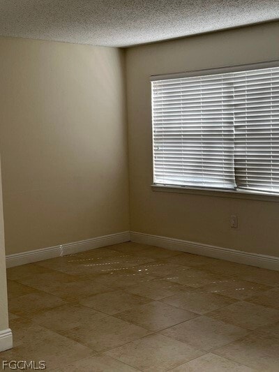 Building Photo - 12571 Equestrian Cir