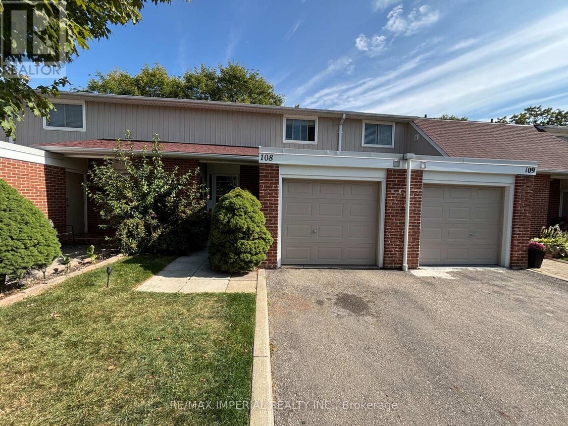 Photo principale - 215-215 Mississauga Vly Blvd