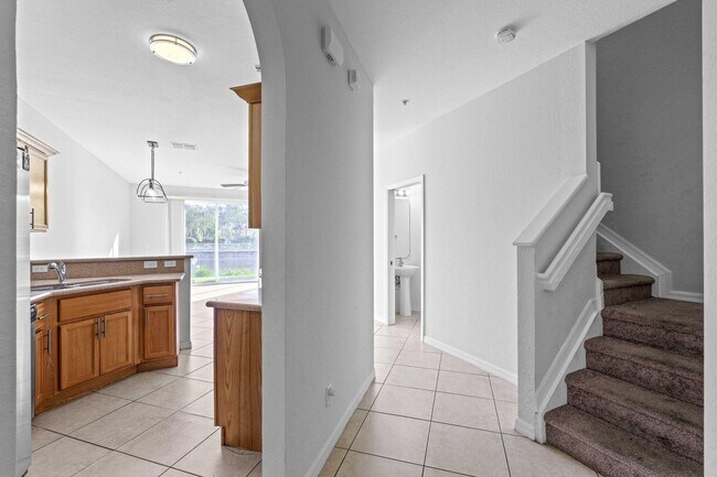 Building Photo - 1002 Pipers Cay Dr