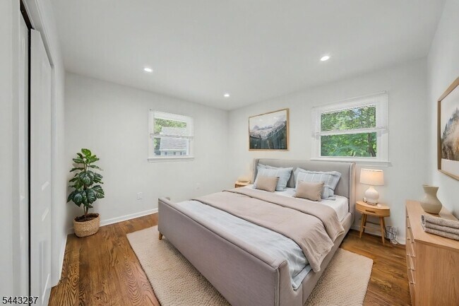 Foto del edificio - 703 Boonton Ave