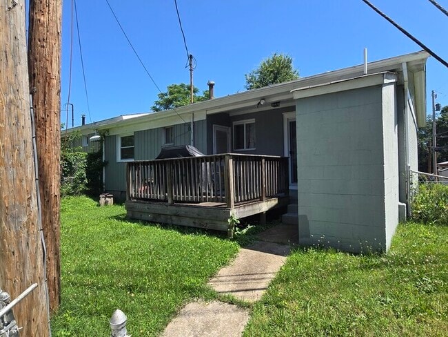 Building Photo - 1006 N Harrison St