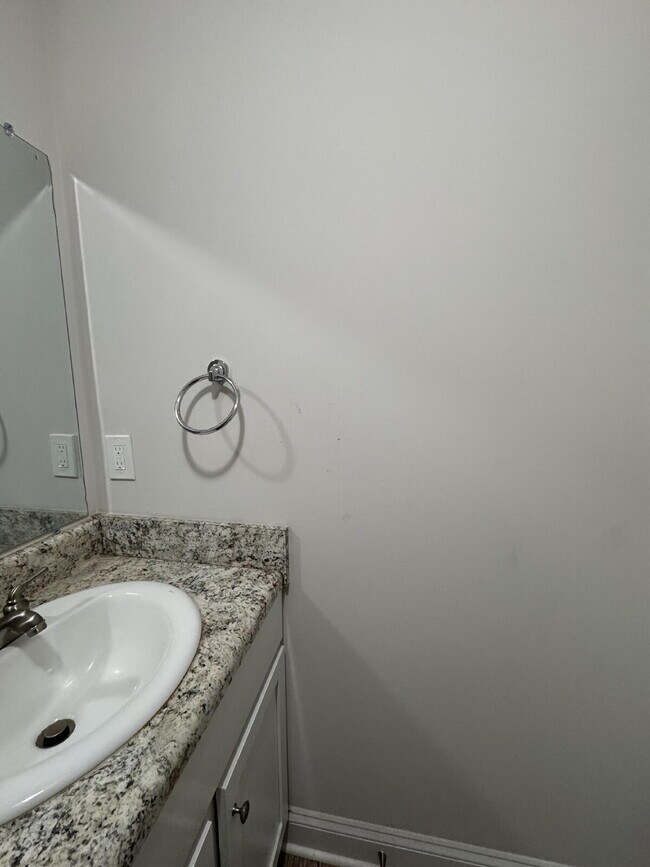 Building Photo - Charming 2-Bed, 1-Bath Home in Easley – Co...
