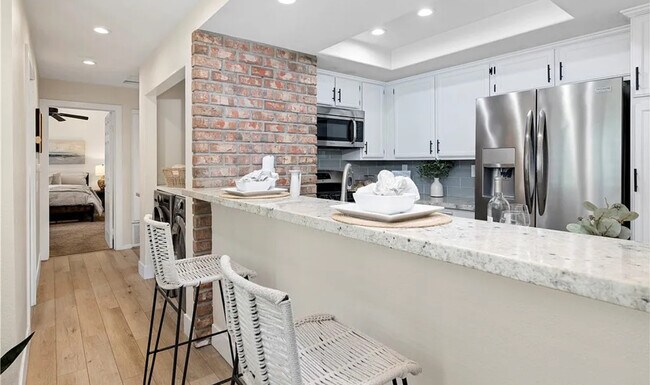 Foto del edificio - 5920 Bedford Ct