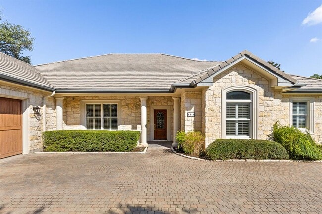 Foto del edificio - 8848 Chalk Knoll Dr