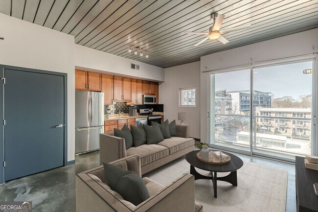 Foto del edificio - 620 Glen Iris Dr NE
