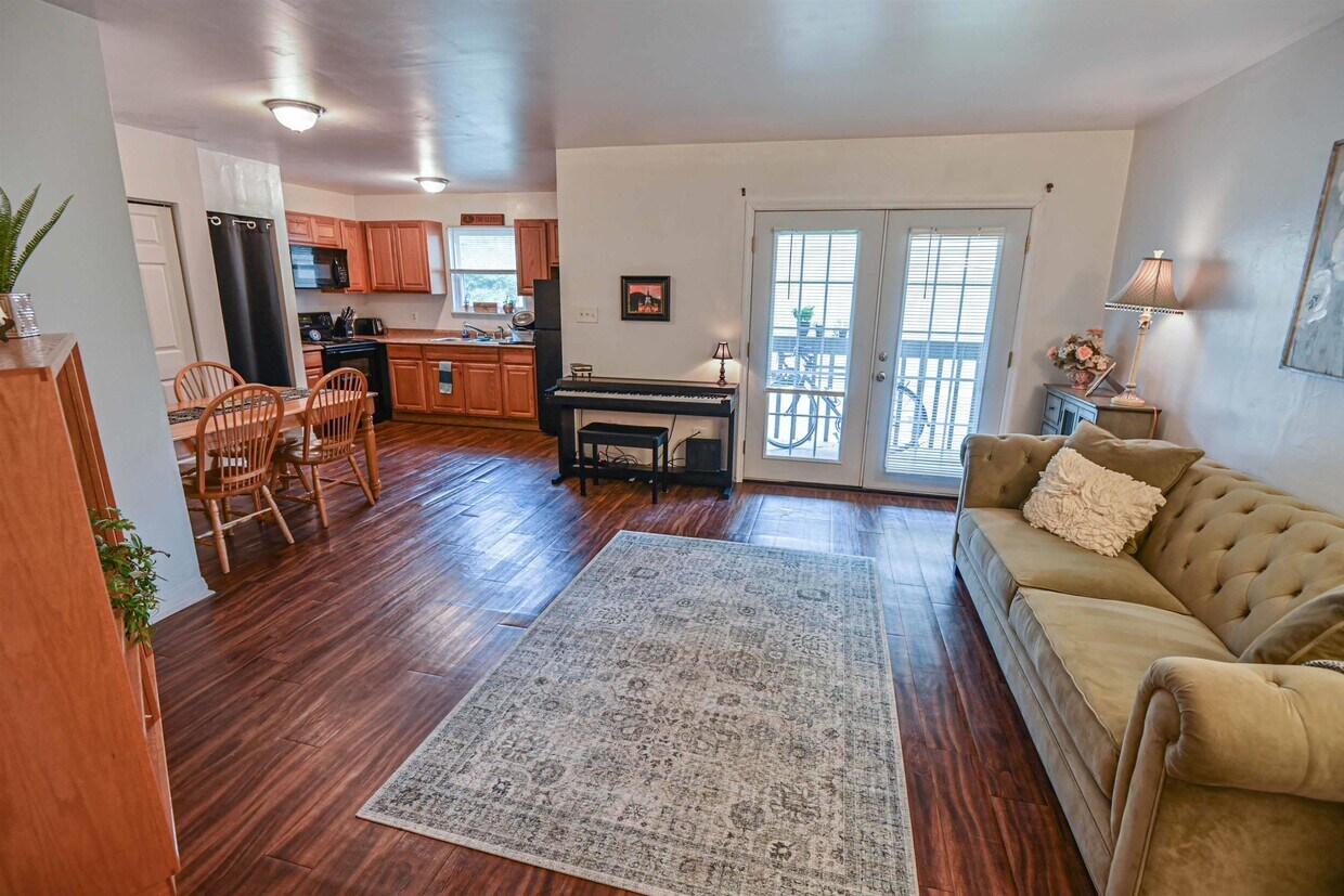 Foto principal - 813 California St