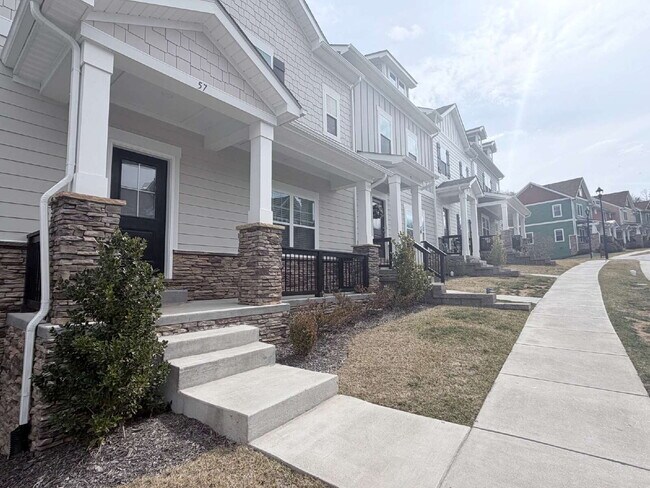 Foto del edificio - Spacious Townhome in The Springs of North Asheville