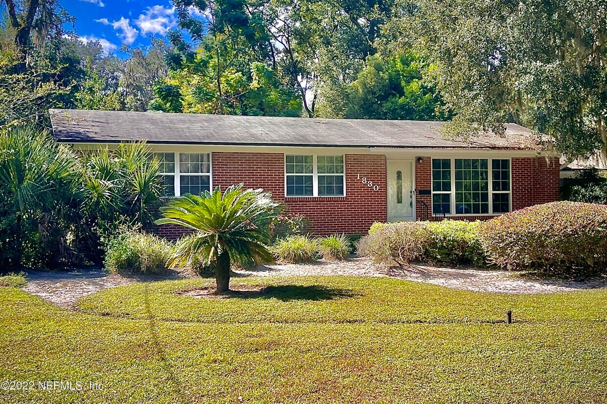 1830 W Holly Oaks Lake Rd, Jacksonville, FL 32225 House Rental in