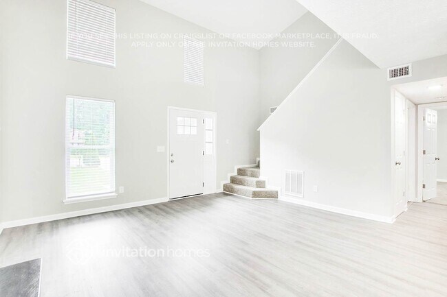 Foto del edificio - 5130 Forest Downs Ln