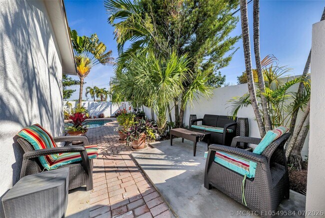 Foto del edificio - 307 N Highland Dr