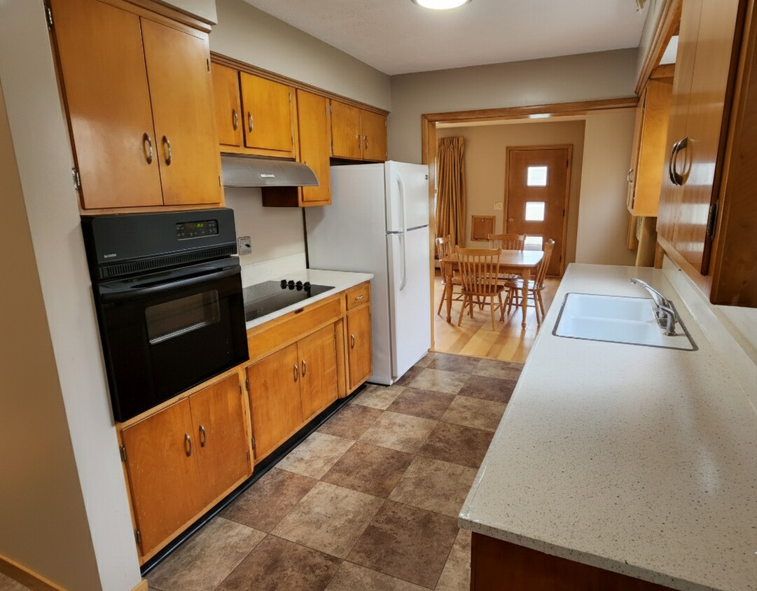 Foto del edificio - 1112 Milton Ave