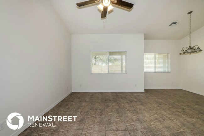 Building Photo - 5608 N 74th Dr