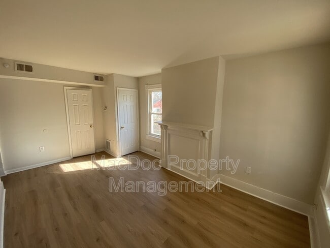 Foto del edificio - 511 Willis St