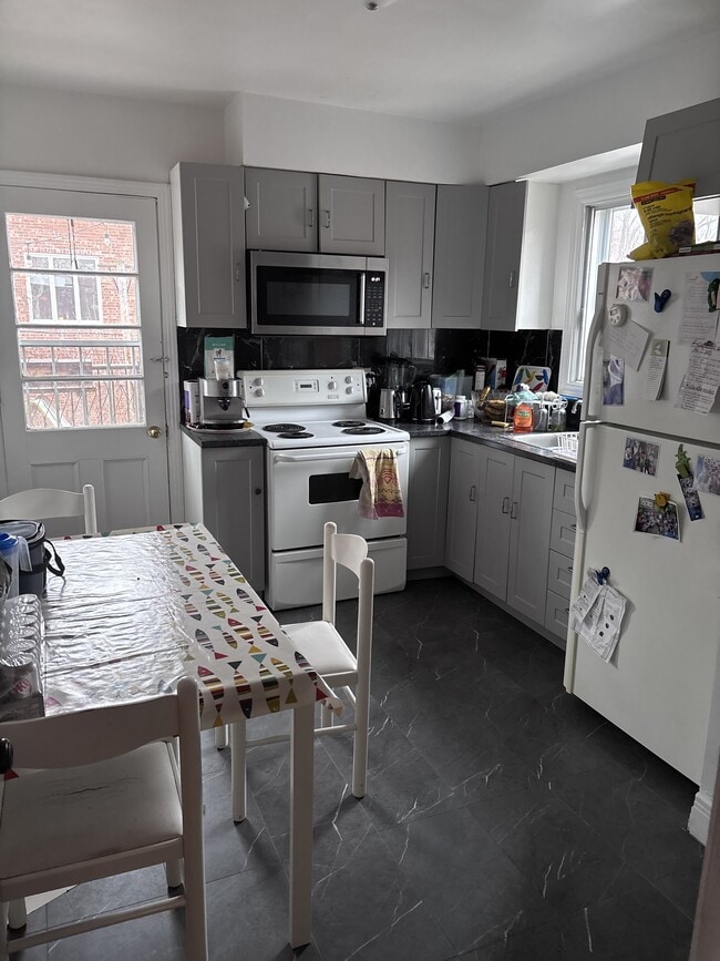 Photo du bâtiment - 10867 Rue Saint-Urbain