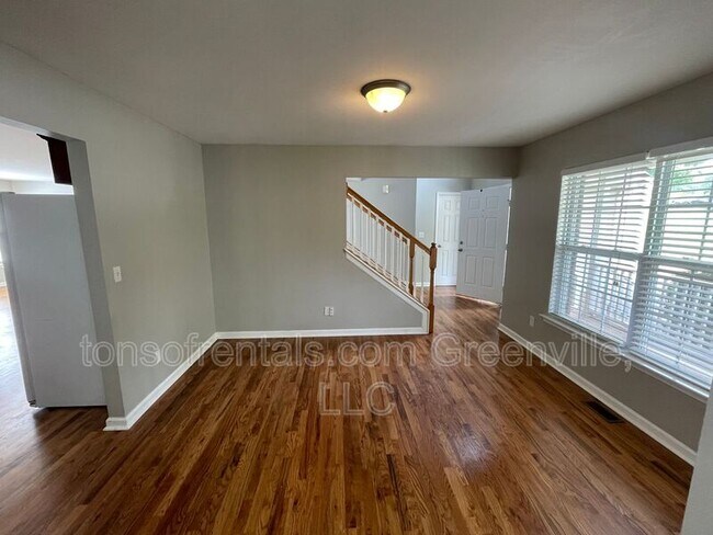 Building Photo - 518 Amber Crest Ct