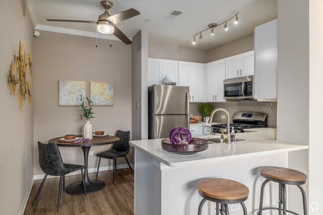 Interior Photo - 803 Corday at Naperville