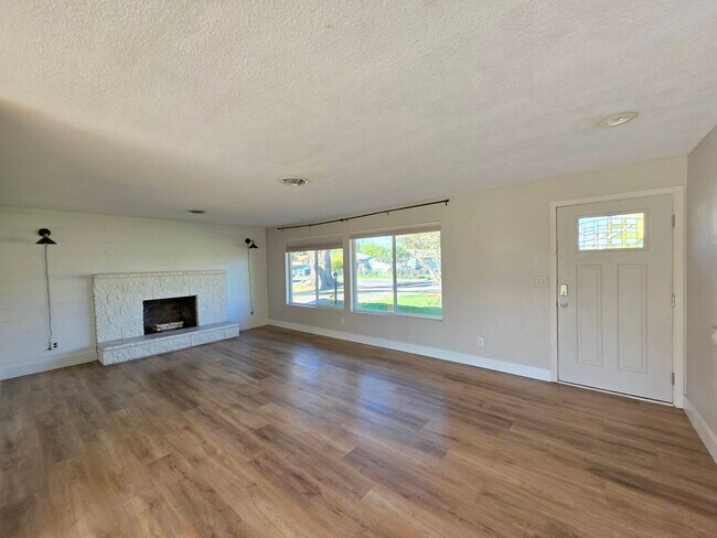 Foto del edificio - 1601 S Yelm St