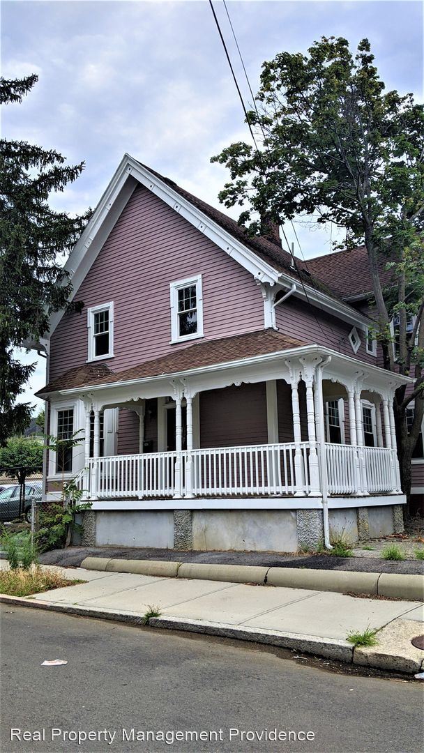 Building Photo - 4 br, 1.5 bath House - 3 Mawney Street