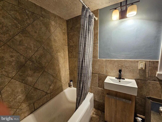 Foto del edificio - 2054 Swamp Pike