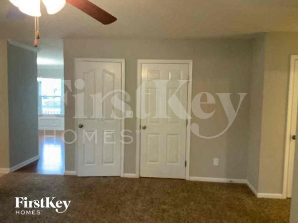 Foto del edificio - 1509 Cavendish Ct