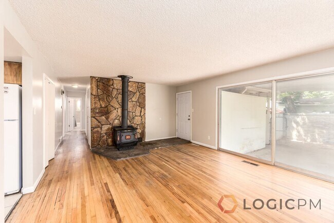 Foto del edificio - Gorgeous Home in Great Location!