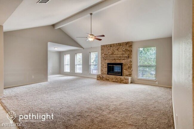Building Photo - 3 br, 2 bath House - 309 SW Alsbury Blvd UNIT