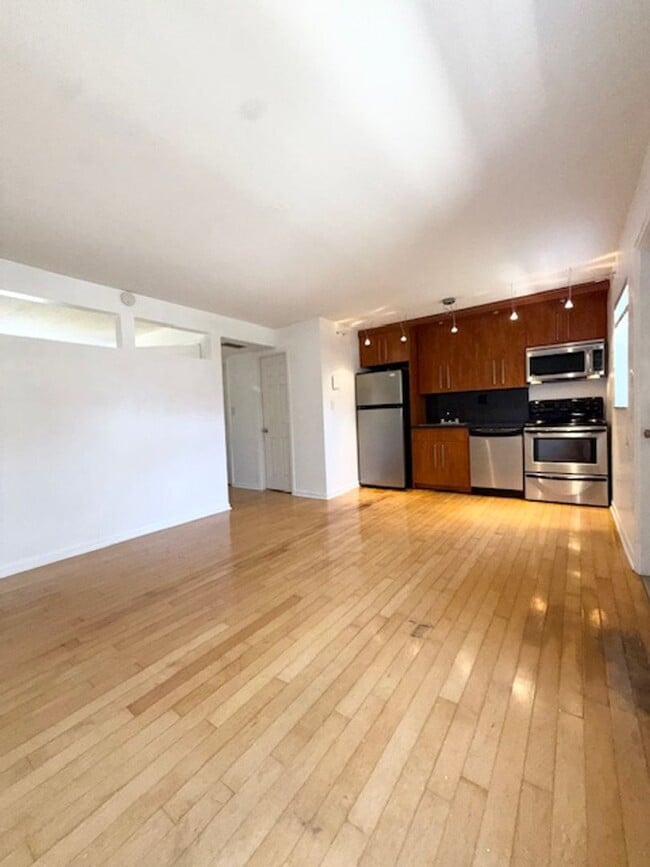 Photo - Old Delaney Square 1/1 Apartment