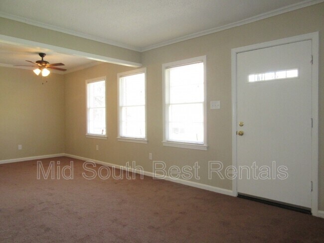 Building Photo - 2169 Leyton Ave