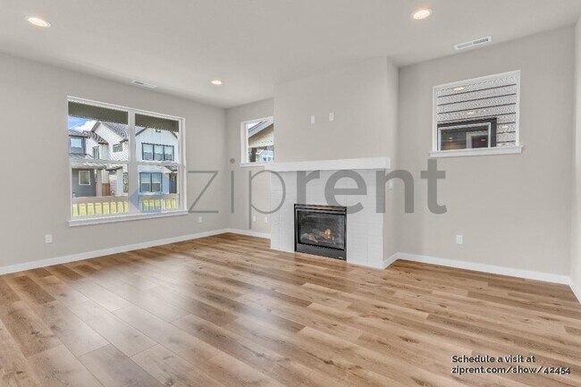 Foto del edificio - 8166 SE Orion Ln