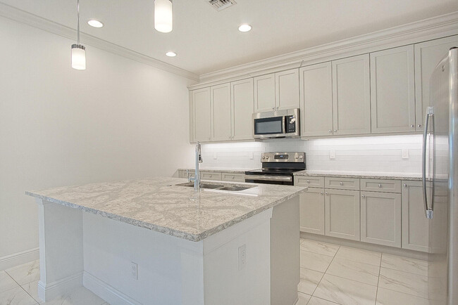 Building Photo - 24060 SW Firenze Wy