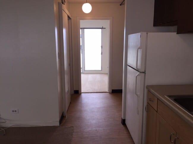 Building Photo - Makiki Colony - One Bedroom One Bath