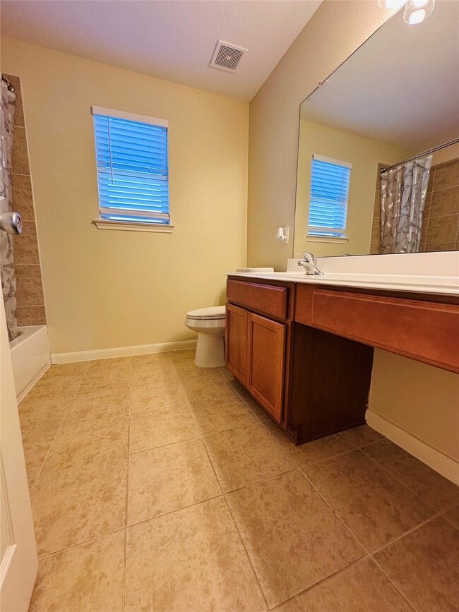 Building Photo - 1607 Bel Riposo Ln