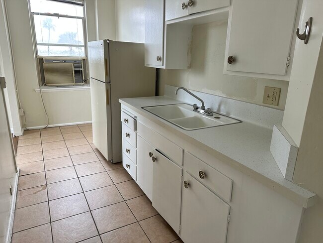 Foto del edificio - 3835 W 2nd St