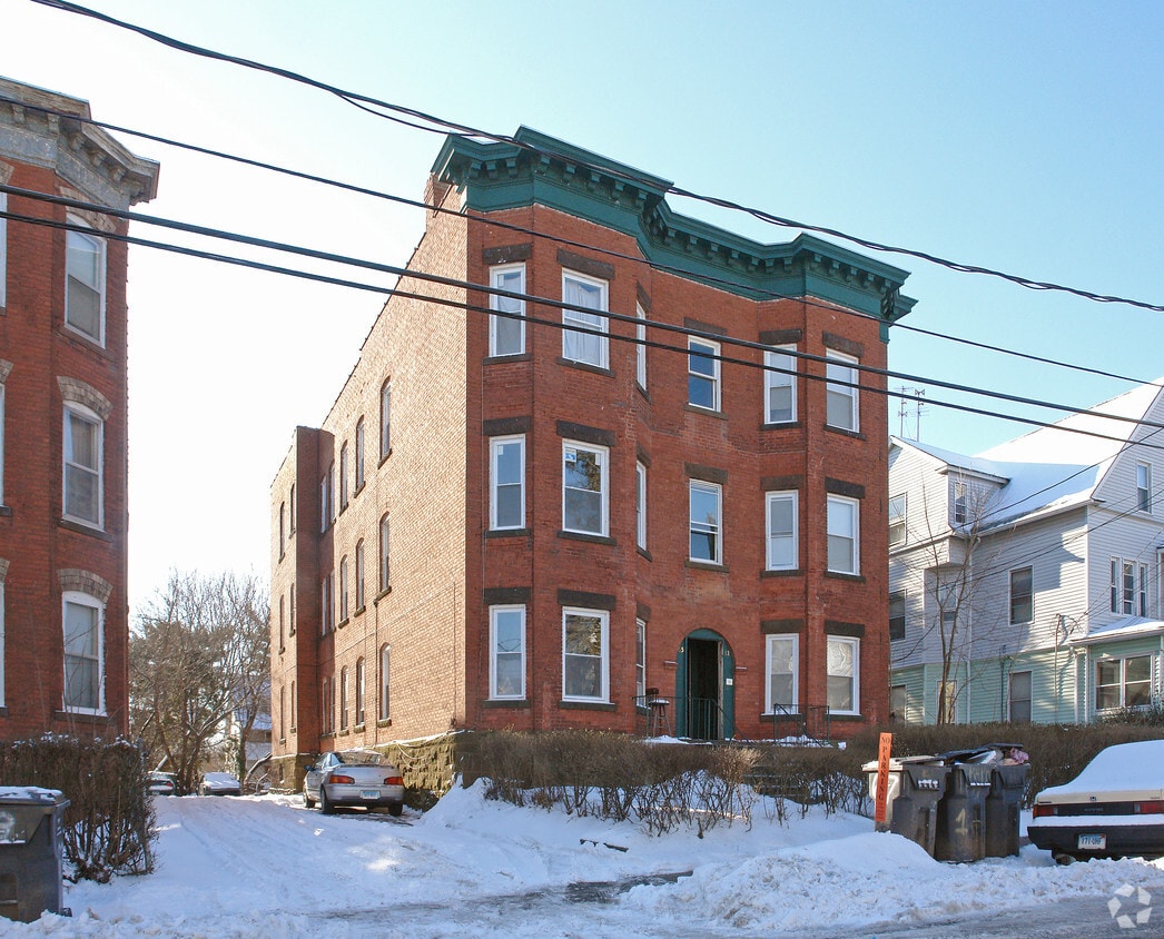 Primary Photo - 65-67 Whitmore St