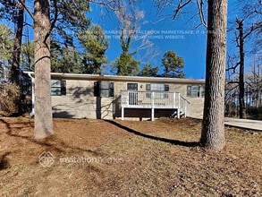 Building Photo - 812 Brighton Dr NW