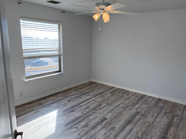 Building Photo - 6118 Pecan Tree