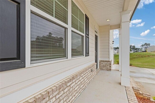 Foto del edificio - 294 Ralph Still Rd