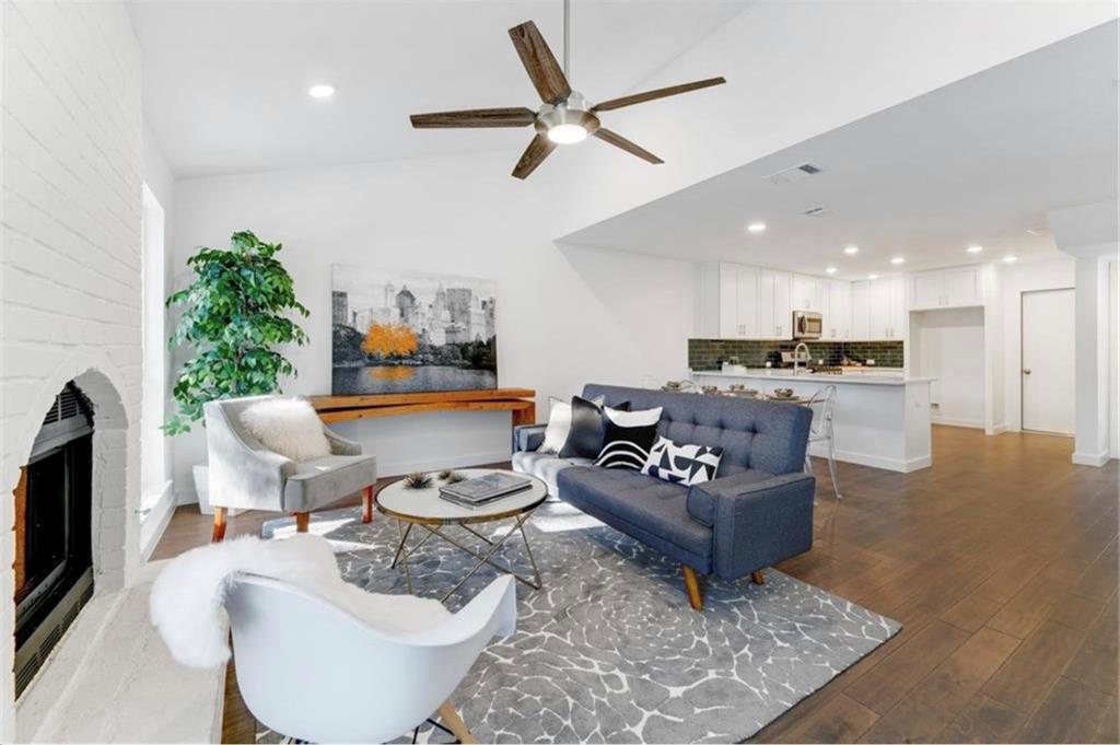Foto principal - 6712 Hart Ln