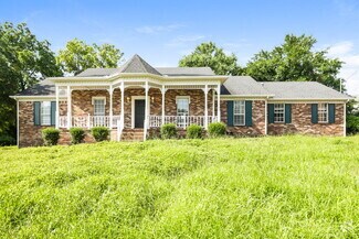 Building Photo - 3933 Hillshire Dr
