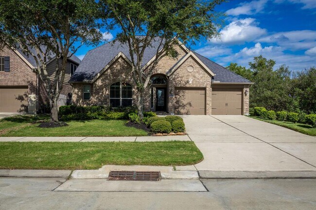 Foto del edificio - 5115 Rollingwood Oak Ln