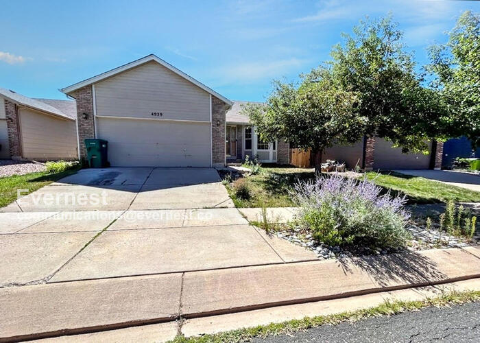 Primary Photo - 4939 Chariot Dr