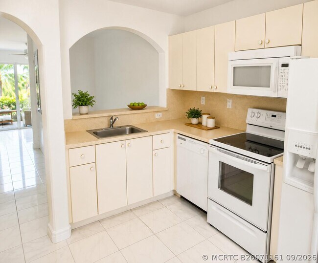 Foto del edificio - 925 NE 34th Ave