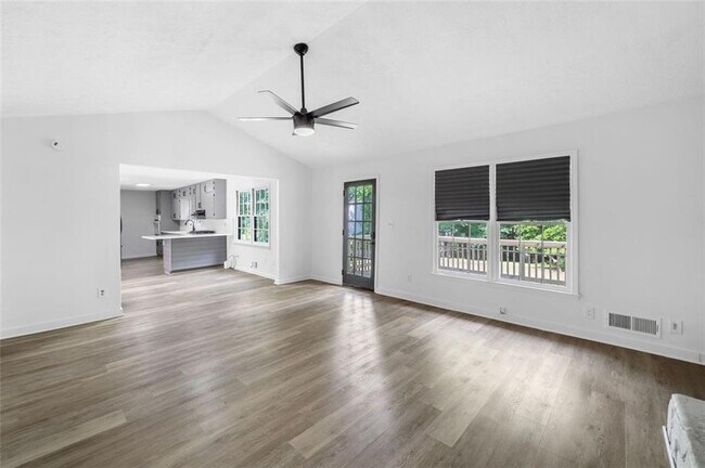Foto del edificio - 4205 Mabry Rd