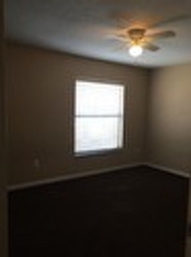 Foto del edificio - HIDDEN CREEK CONDO