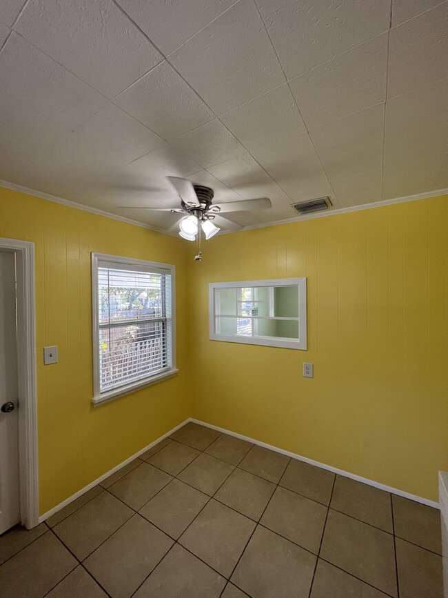 Building Photo - 5321 Newton Ave S