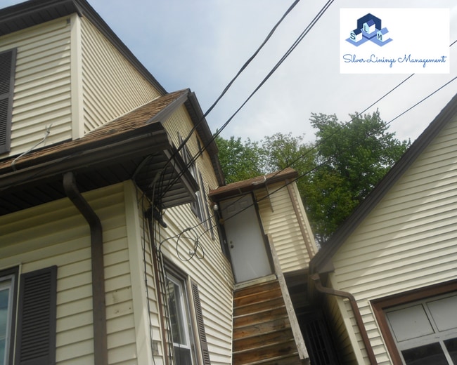 Building Photo - 94 Hurd St