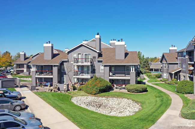 Exterior - Westover Gardens Apartments