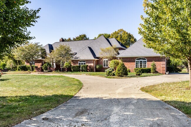 Foto del edificio - 9628 Summerlakes Dr